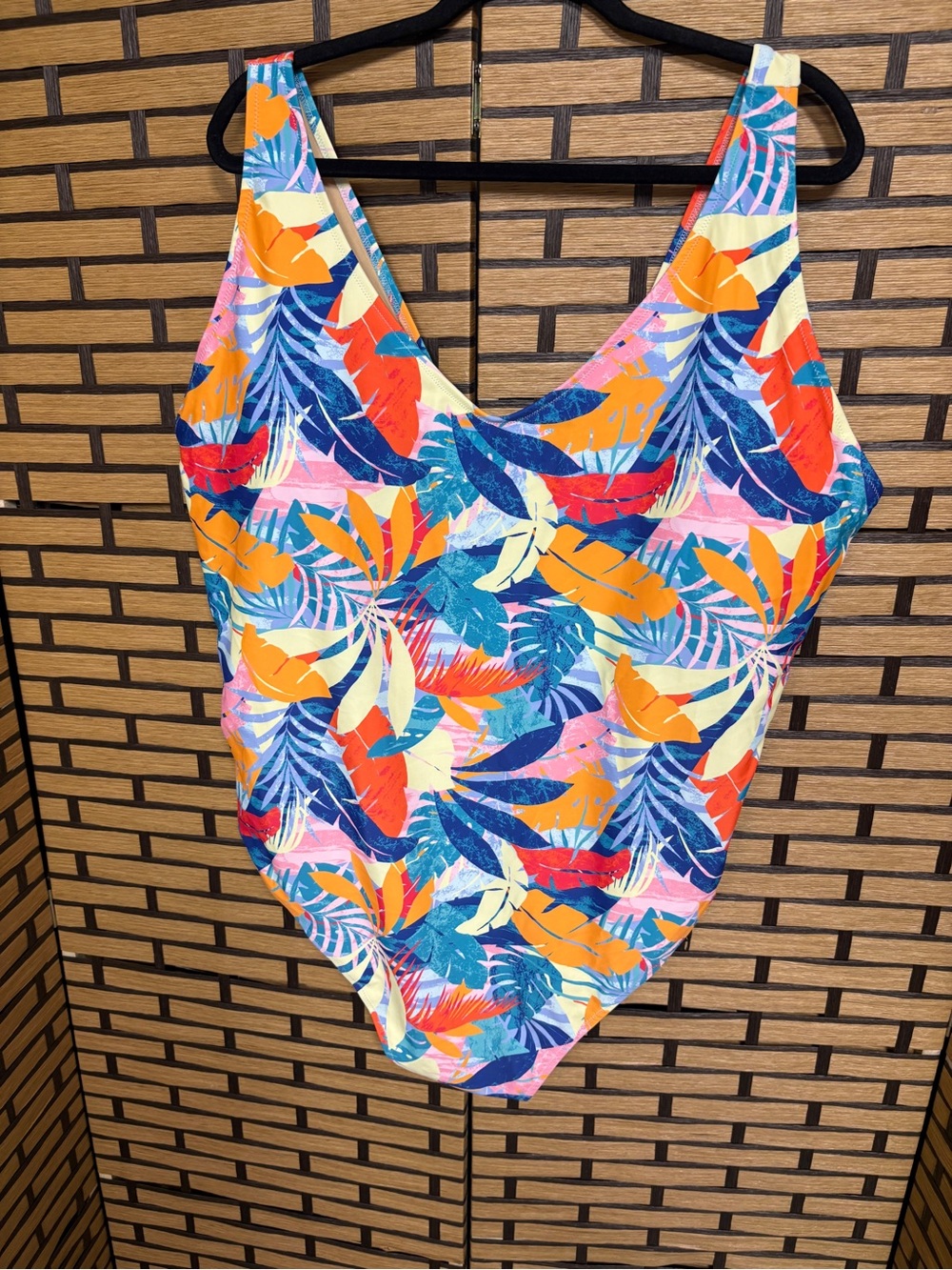 Old navy one piece swimsuit size 4X